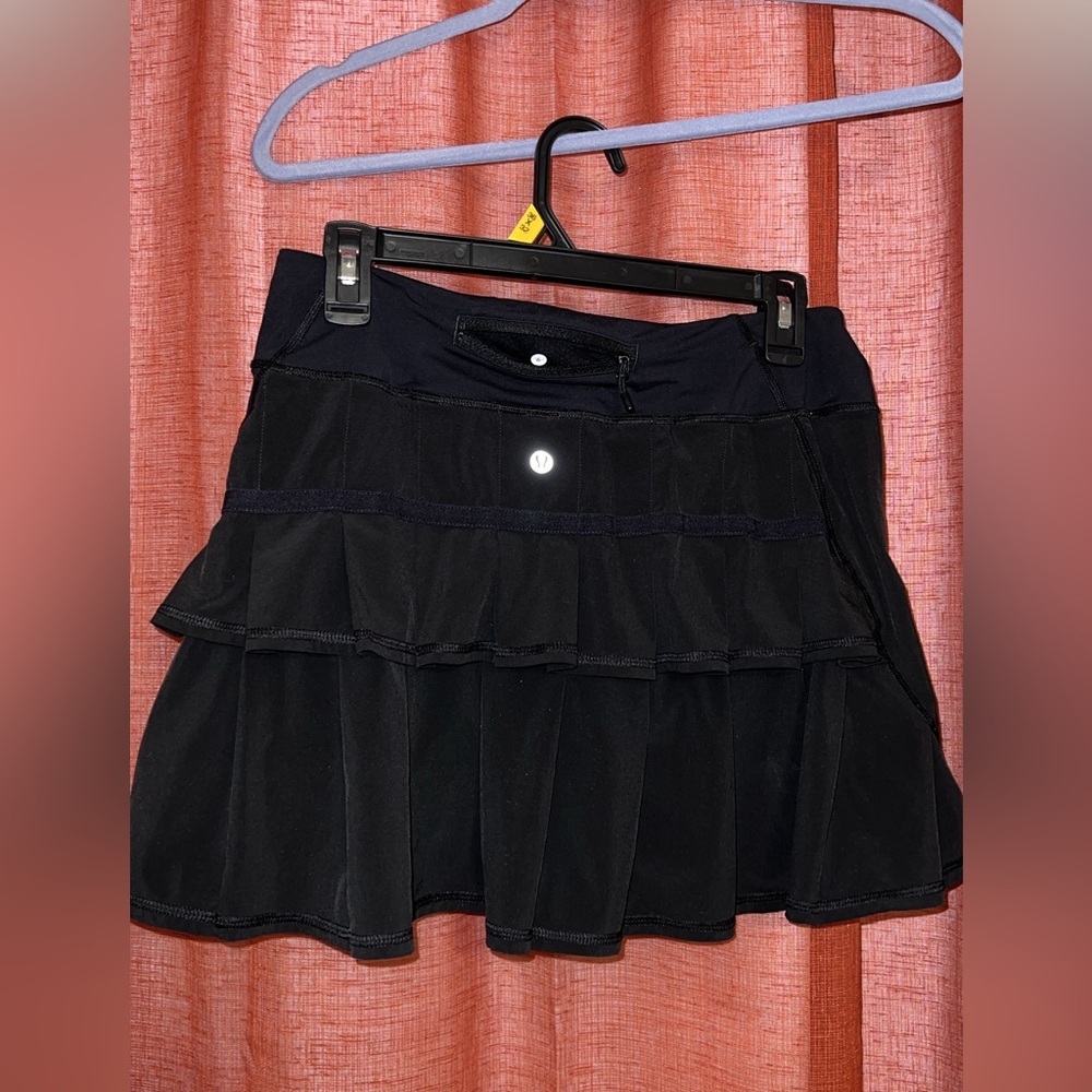 LULU LEMON tennis skirt